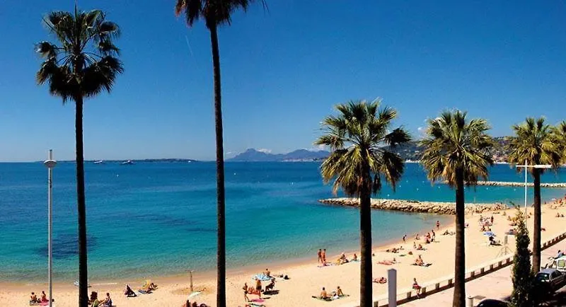 Villa Valentina Bord De Mer Au Calme Antibes 0*,  France